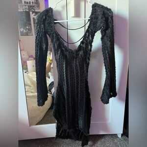 Black Textured Long-Sleeve V-Neck Dress